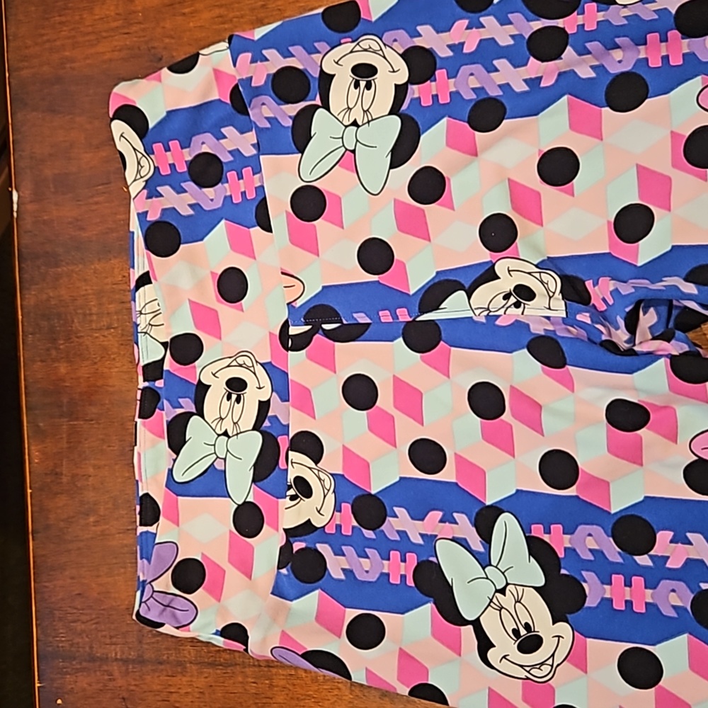 Minnie Mouse LulaRoe Leggings - Picture 2 of 3
